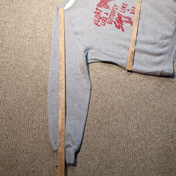 Adidas Muhammad Ali Sweatshirt Mens XL Gray Crewneck Float Like A Butterfly - Picture 3 of 10